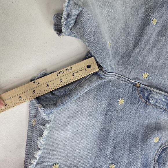 Driftwood Lulu Floral Embroidered Denim Shorts Raw Hem 4.5" Inseam Size 27 - Picture 6 of 7